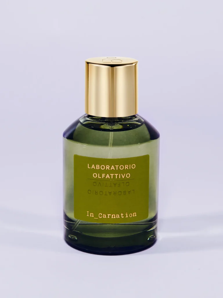 In caranation Laboratorio olfattivo perfume nicho